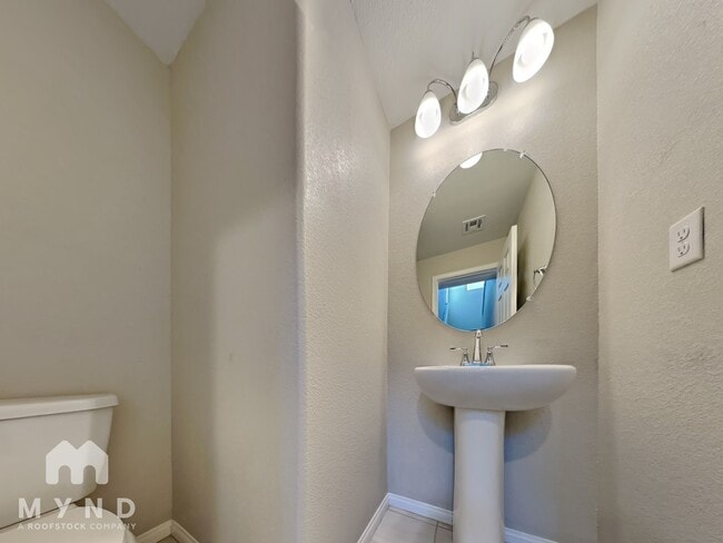 Building Photo - 5709 Justin Robert St