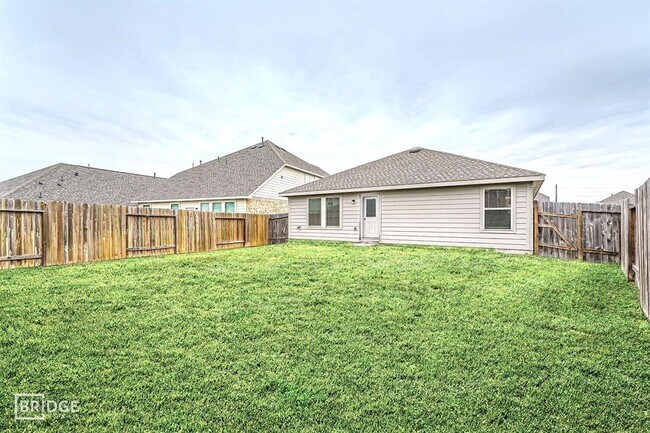 Building Photo - 3315 Aster Mdw Wy