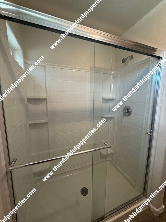 Building Photo - Beautiful 4 bedroom home near KAFB