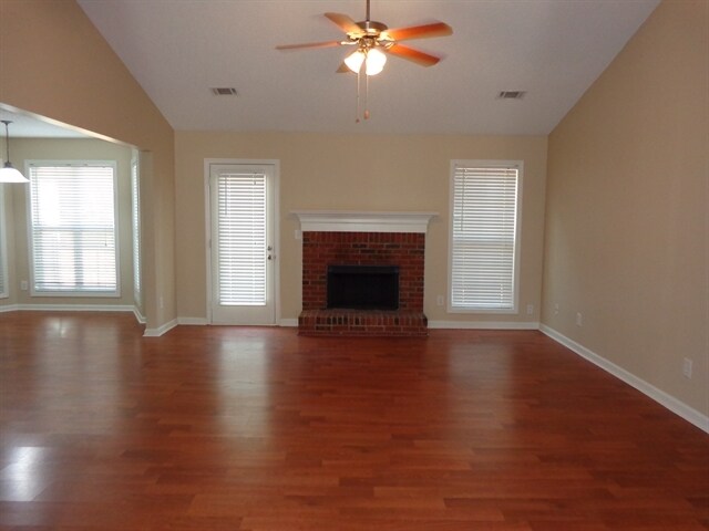 Building Photo - 1633 Amalie Drive