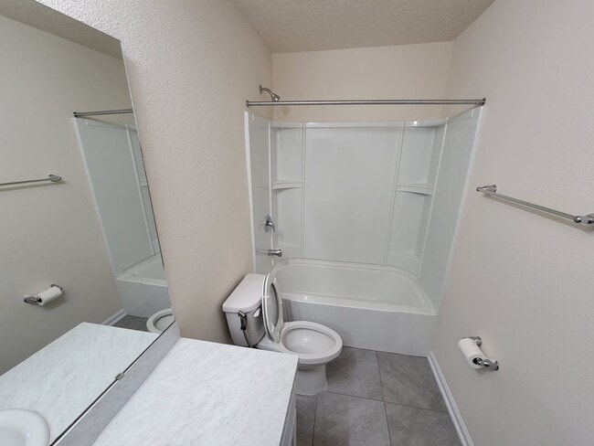 Building Photo - 7635 Legacy Trl