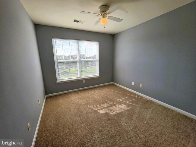 Building Photo - 3003L Heather Ln
