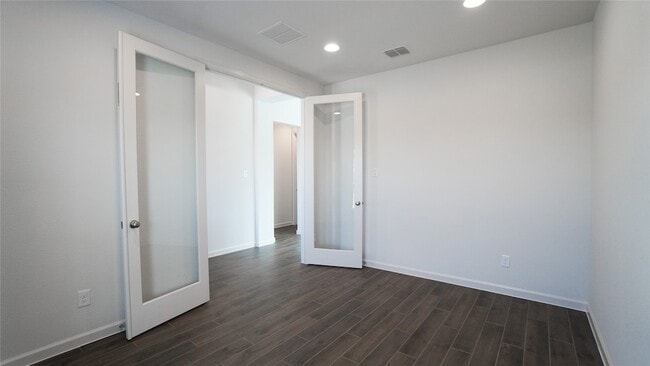 Building Photo - 6104 Vester Trl