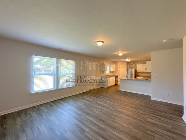 Building Photo - 1138 Deer Trail