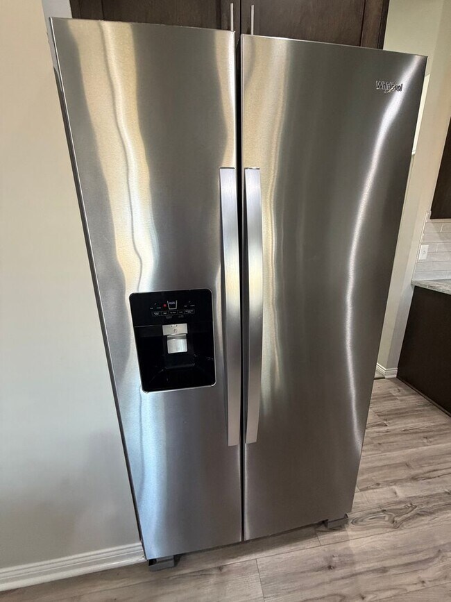 Building Photo - 13776 Grandeur Ave