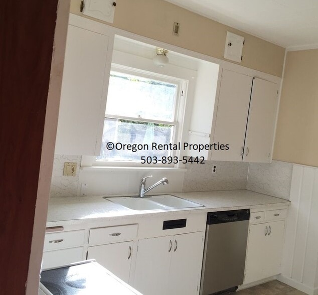 Building Photo - 4803 SE 79th Ave