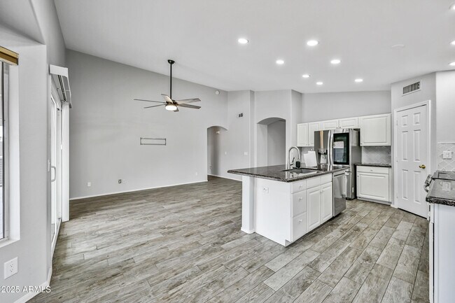 Building Photo - 1449 S Monterey St