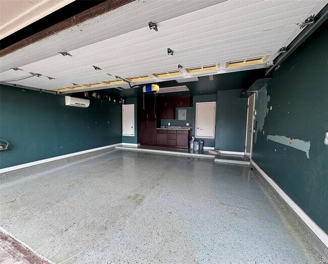 Building Photo - 16920 Brayton Park Dr