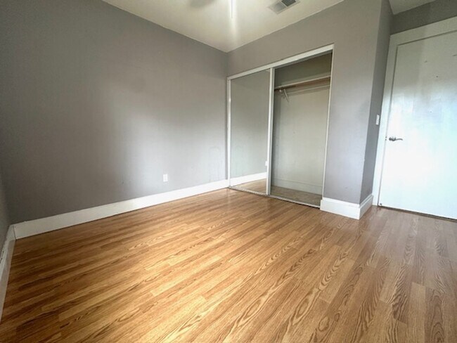 Building Photo - Single Story 3 Bed, 2 Bath in Brentwood
