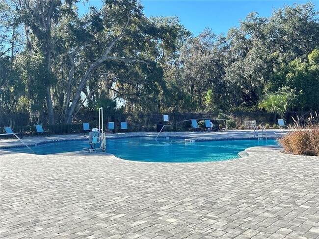 Building Photo - 2946 Canary Ave