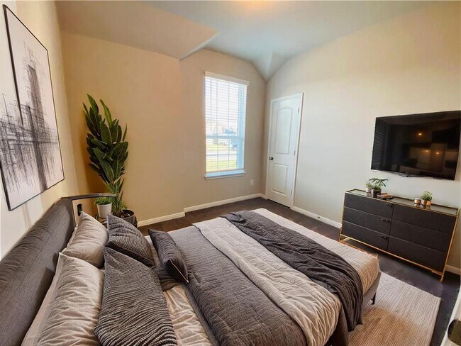 Building Photo - 721 Hollyhock Dr