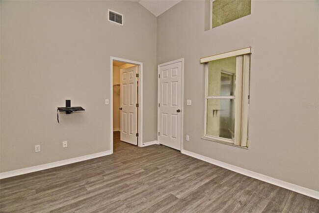 Building Photo - 109 Holloway Ct