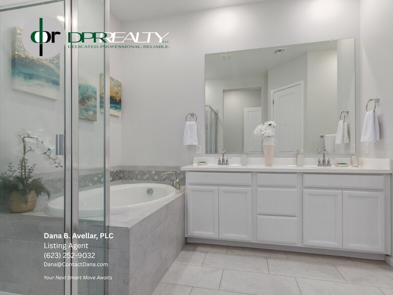 Building Photo - 1914 N 140th Ave