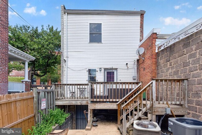 Building Photo - 1408 Florida Ave NW