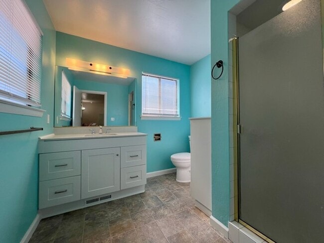 Building Photo -  Refreshed Three Bedroom Central Sparks...