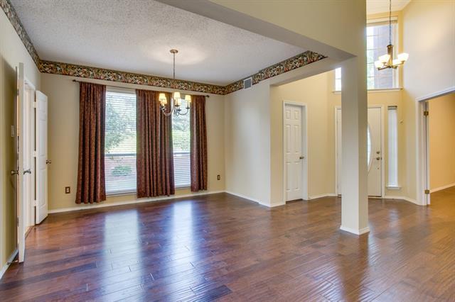 Building Photo - 1029 Sugarberry Ln