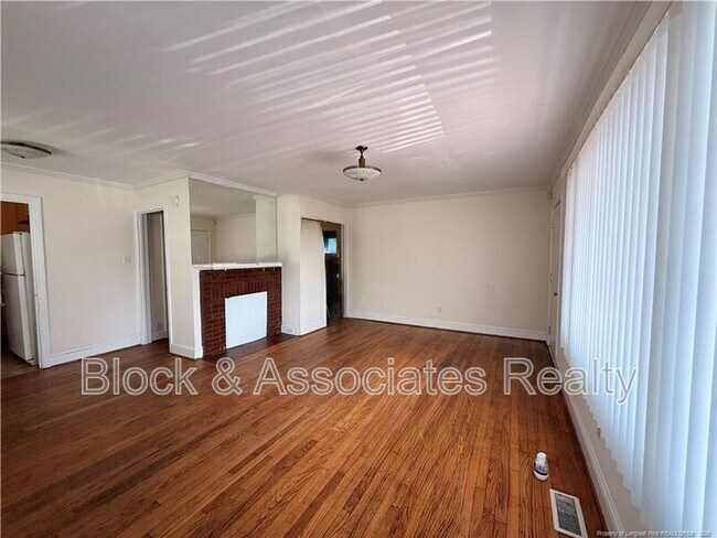 Building Photo - 115 S Tarboro St