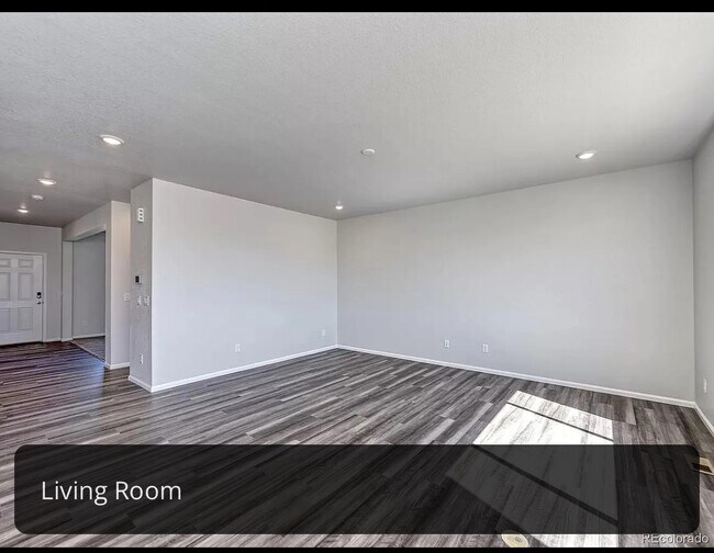 Building Photo - 17312 Bluetrail Ave