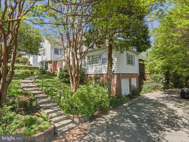 Building Photo - 4725 Rock Spring Rd