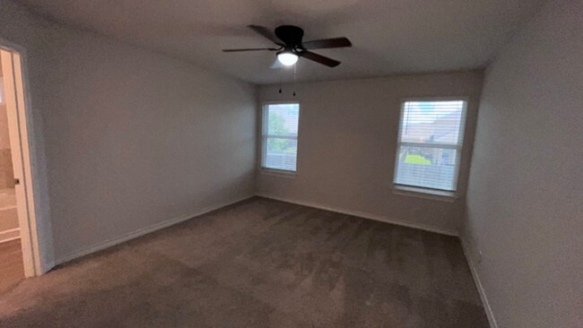 Building Photo - Charming 4-Bedroom Home Available for Rent...
