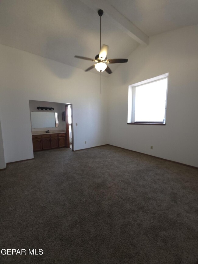 Building Photo - 11836 Sierra Azul Dr