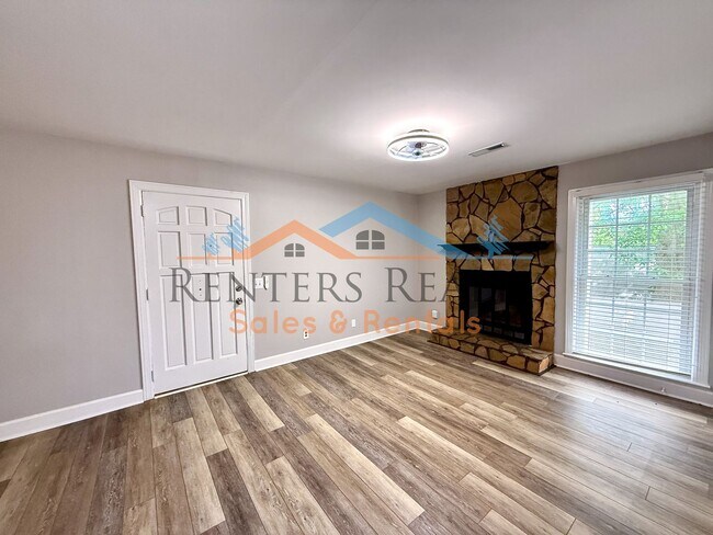 Building Photo - 2 Bedroom Condo on Chapman Mountain