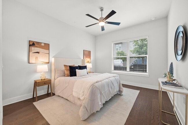 Building Photo - 4410 Grotto Dr