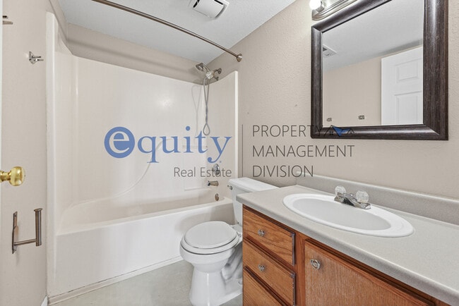 Building Photo - 537 S 900 E