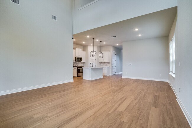 Building Photo - 4817 Seadrift Dr