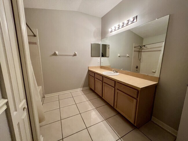 Building Photo - 3506 High Hampton Cir