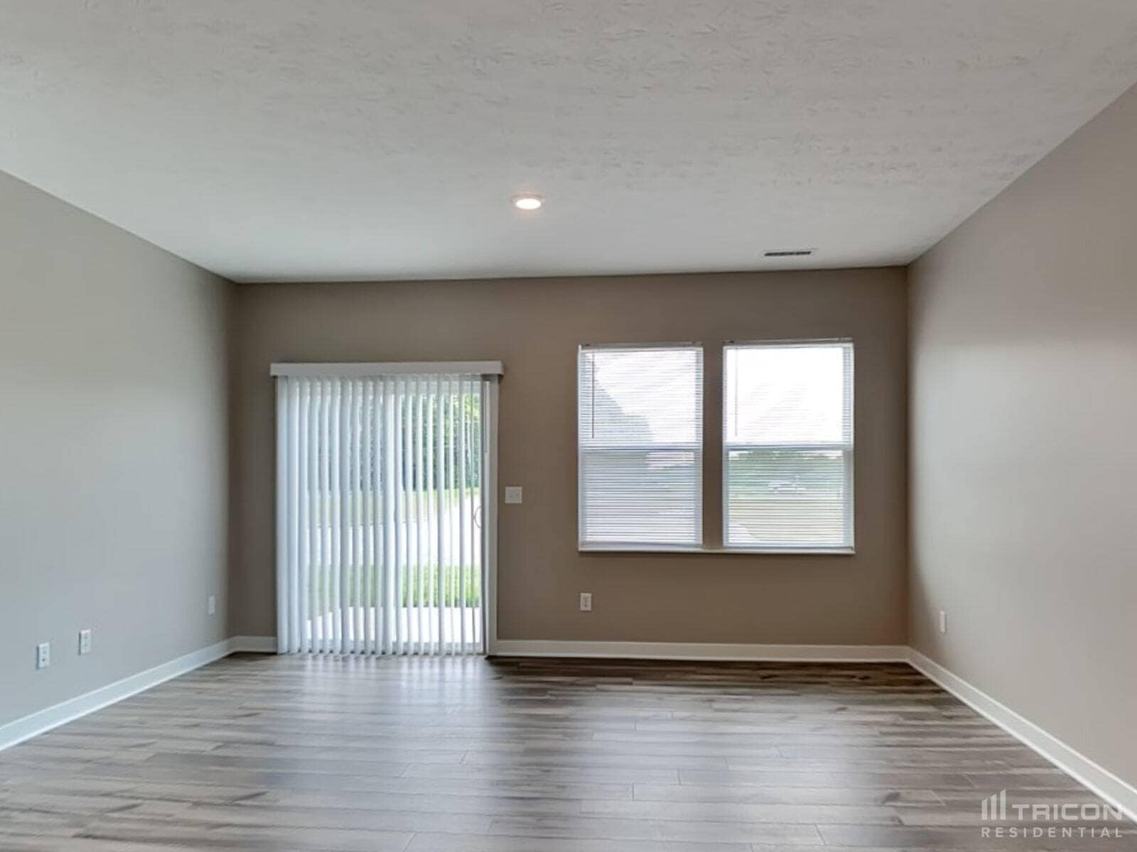 Building Photo - 10003 Sundley Dr