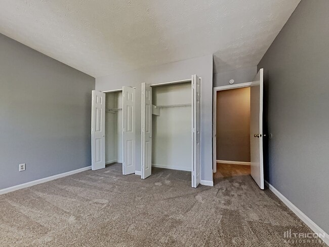 Building Photo - 1372 Inman Ct