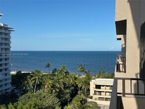 Building Photo - 251 Crandon Blvd