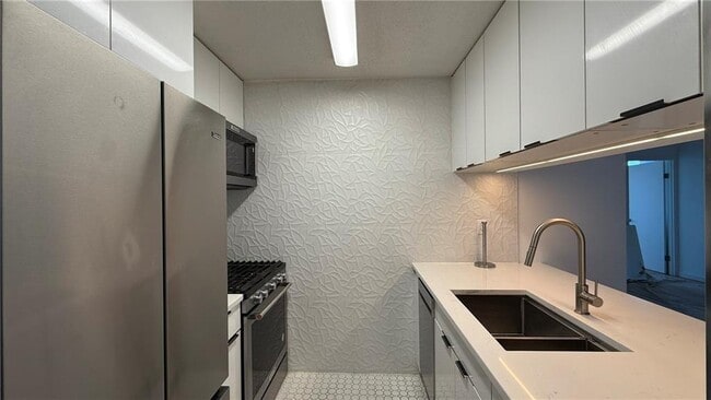 Building Photo - 376 Broadway