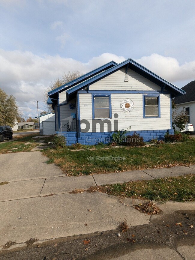 Primary Photo - 1200 Lake Land Blvd
