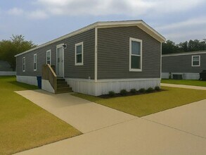Building Photo - 5411 Kingfish St