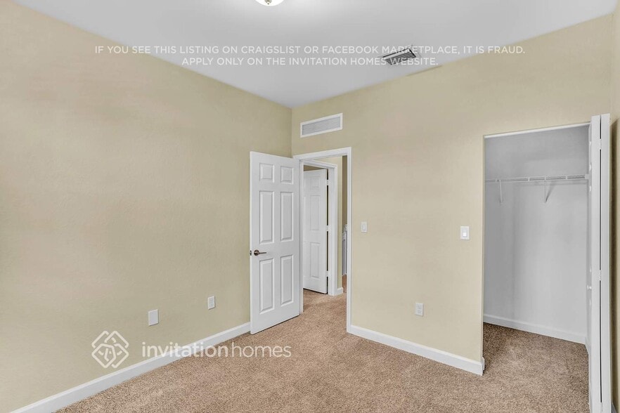 Building Photo - 3424 W 110th St