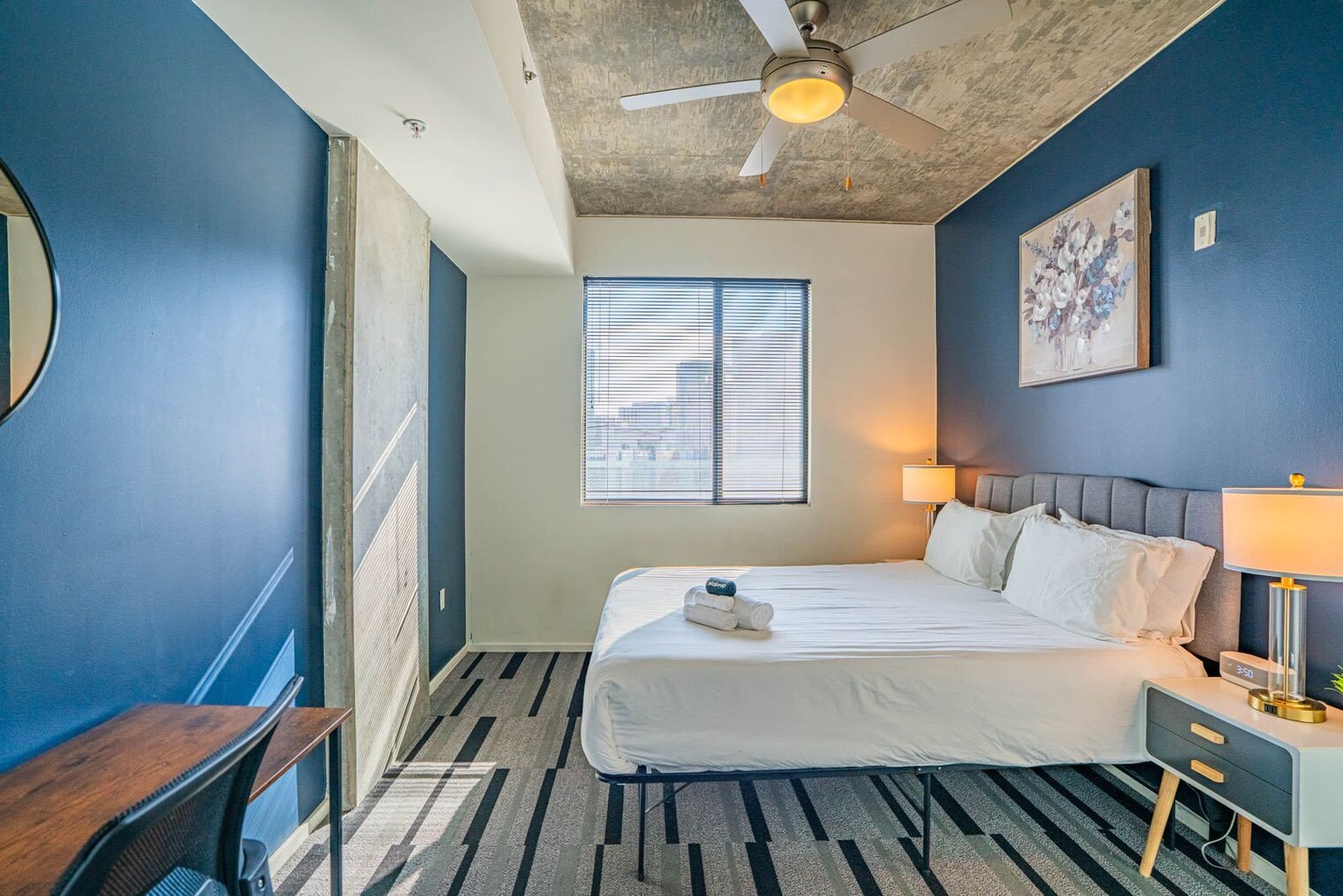 Building Photo - 333 E Roosevelt St