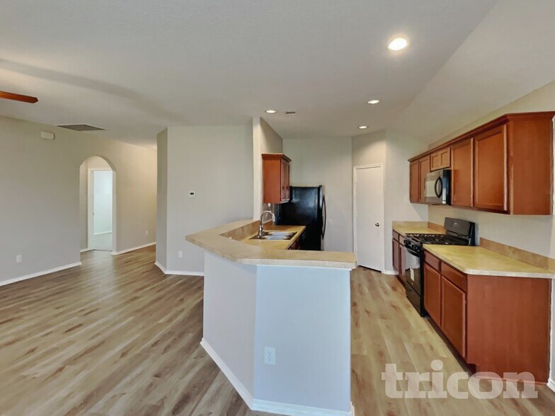 Building Photo - 20435 Shiloh Mist Ln