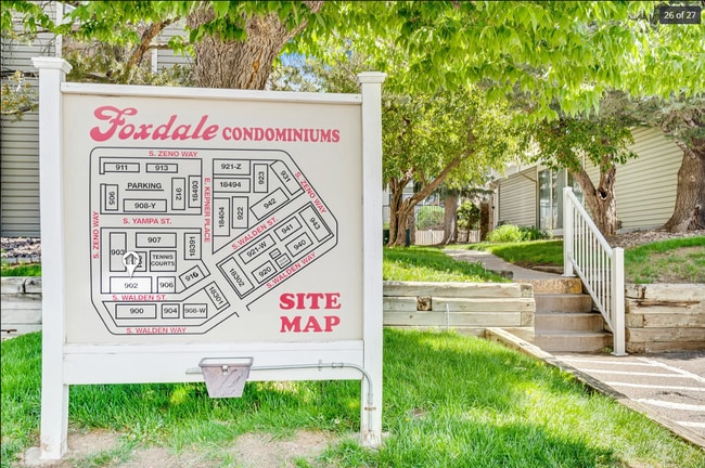 Building Photo - 908 S Walden Way
