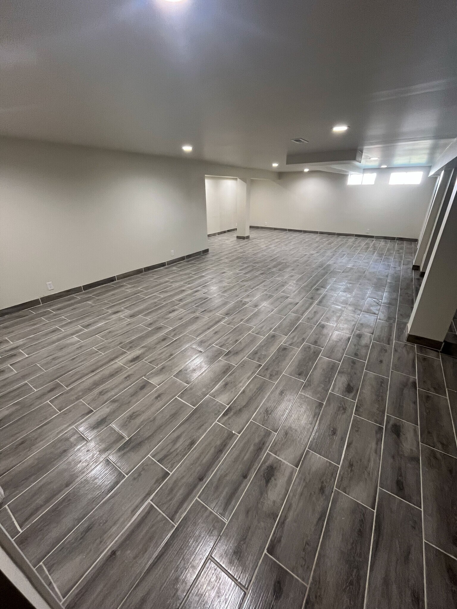 Building Photo - 1617 Somerset Shire Dr