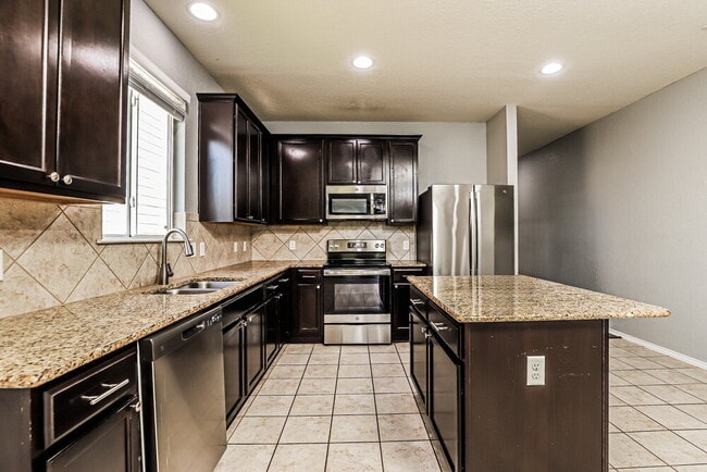 Building Photo - 7606 Paraiso Point