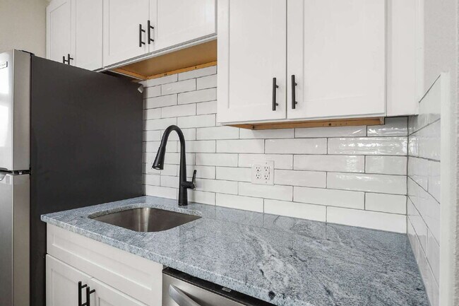 Building Photo - Completely remodeled two bedroom - north location!