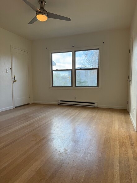 Building Photo - 3143 Freeport Blvd