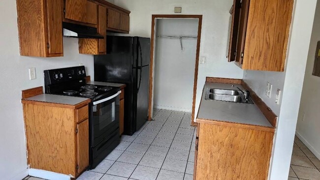 Building Photo - Gulfport 3 Bedroom