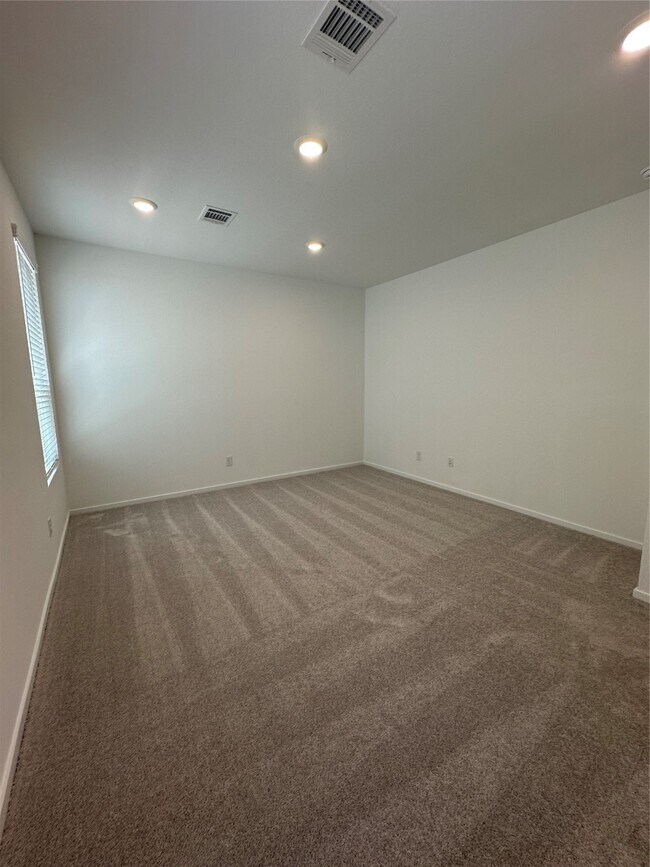 Building Photo - 6306 Orchid Bch Dr