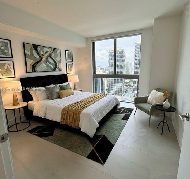 Building Photo - 1100 S Miami Ave