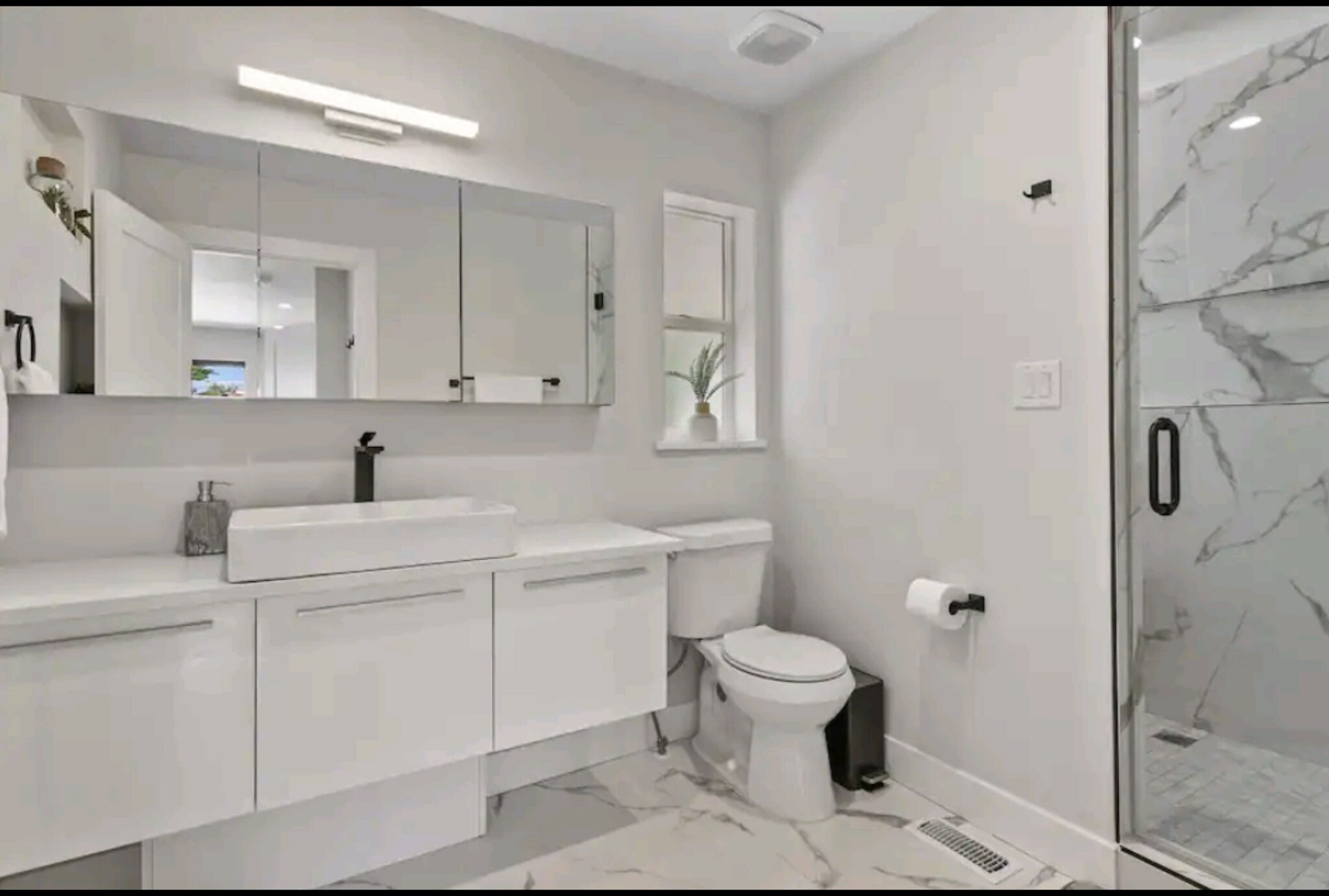 Master Bathroom - 5245 E Iliff Ave