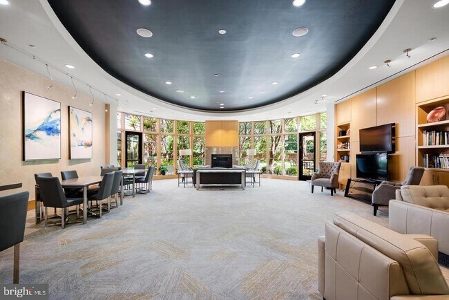 Building Photo - 11700 Old Georgetown Rd