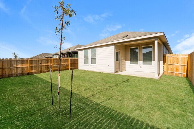 Building Photo - 11714 Carolina Rose